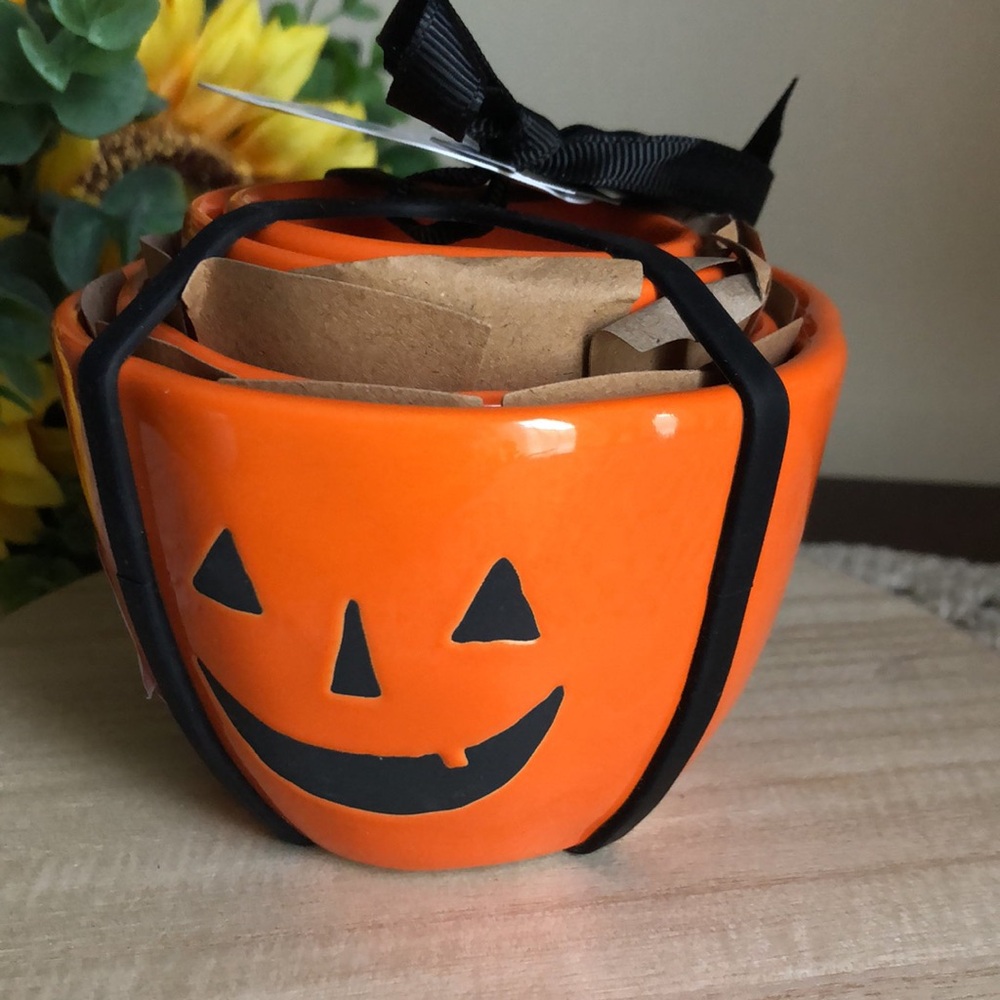 Rae Dunn HALLOWEEN Measuring Cups